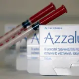 Azzalure: Gdzie kupić? Jak legalnie skorzystać z toksyny botulinowej?
